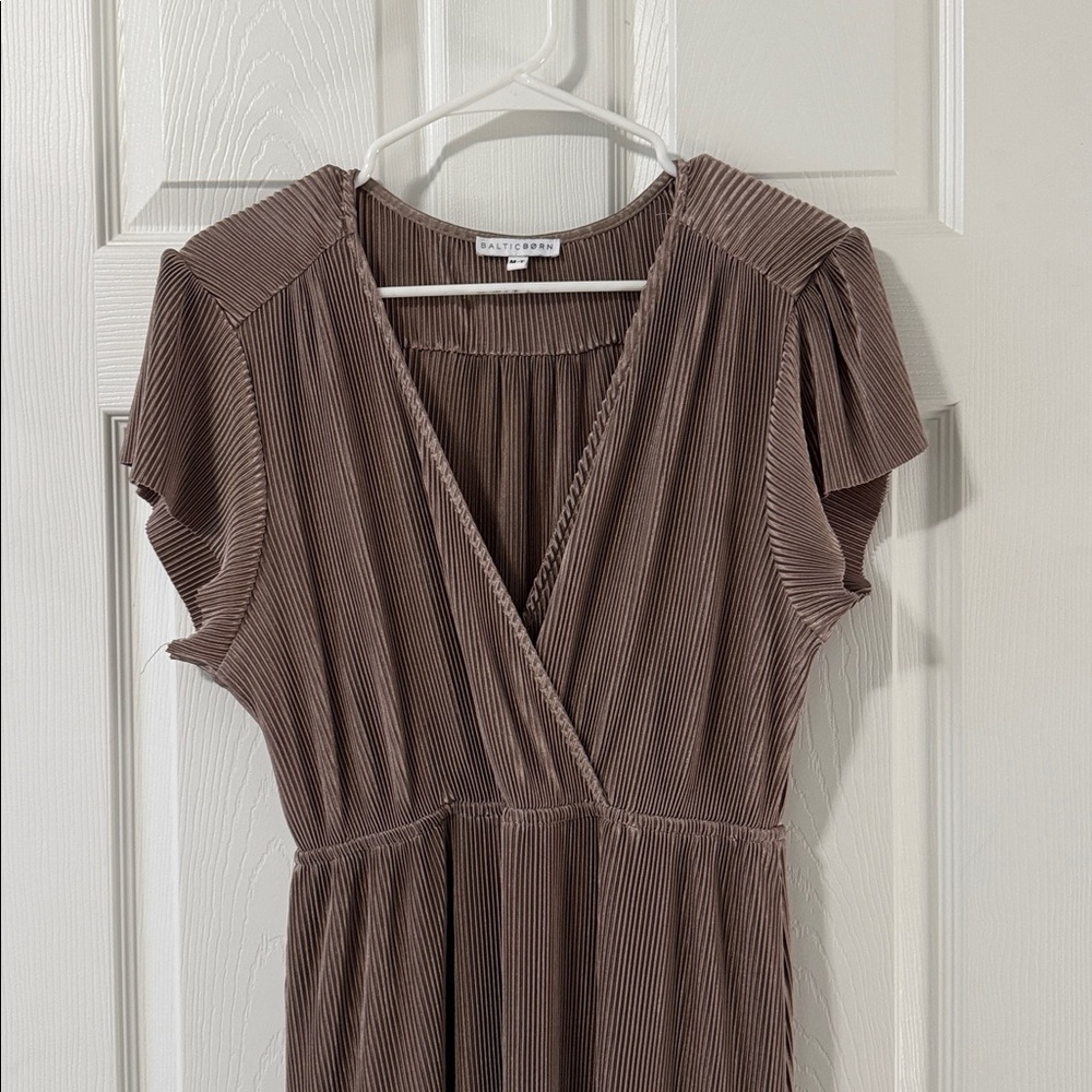 Baltic Born Elegant Ribbed Maxi Dress - Picture 3 of 3